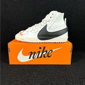 NIKE Blazer Mid ‘77 Jumbo Women’s Shoes, Size 7.5